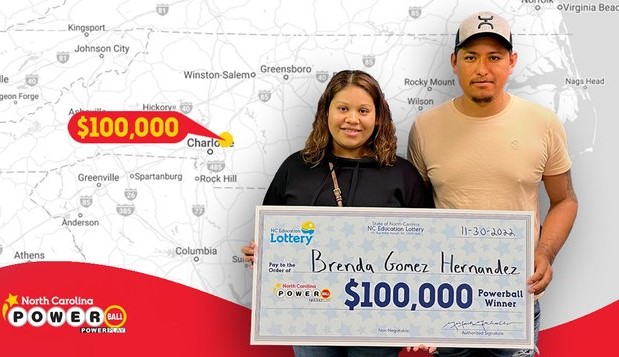 O femeie din Carolina de Nord a câștigat la loterie la câteva ore după ce a născut